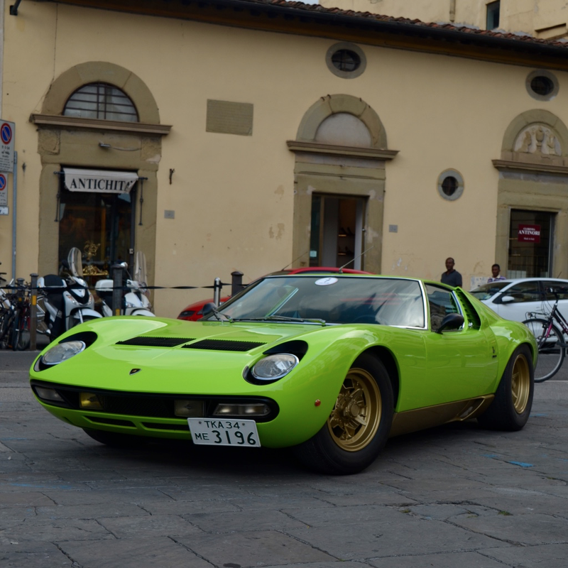 Illustration for article titled Random Lambo rally outside my hotel (Florence, Italy)